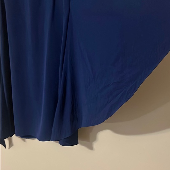 Vince Camuto Blue Midi Sheath Dress with Crew Neck - Picture 3 of 13